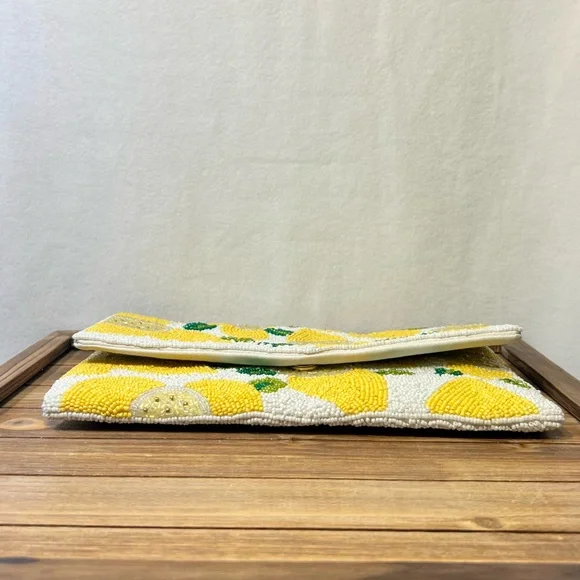 Viral Beaded Lemon Clutch!